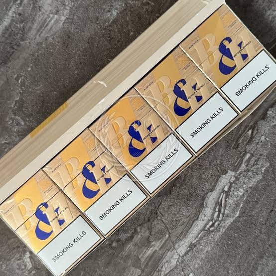 Benson & Hedges Gold King Size 20 Pack cigarettes UK