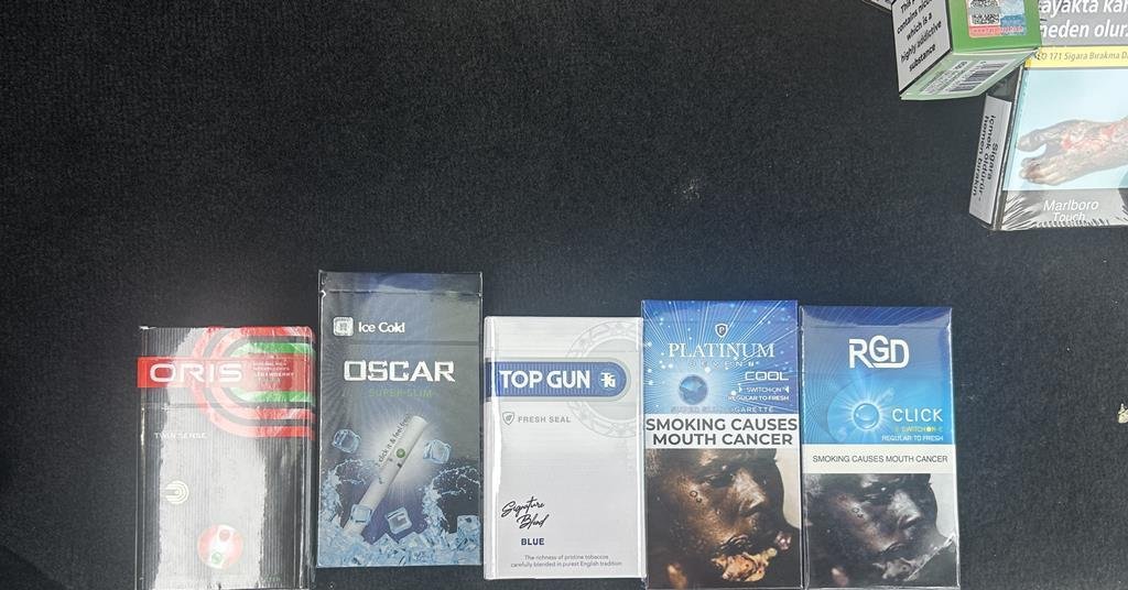 RGD Blue Hand Rolling Tobacco UK - Premium Fine Cut Light Mild RYO Tobacco Pouch